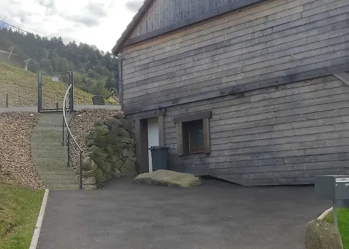 Valley Lodge